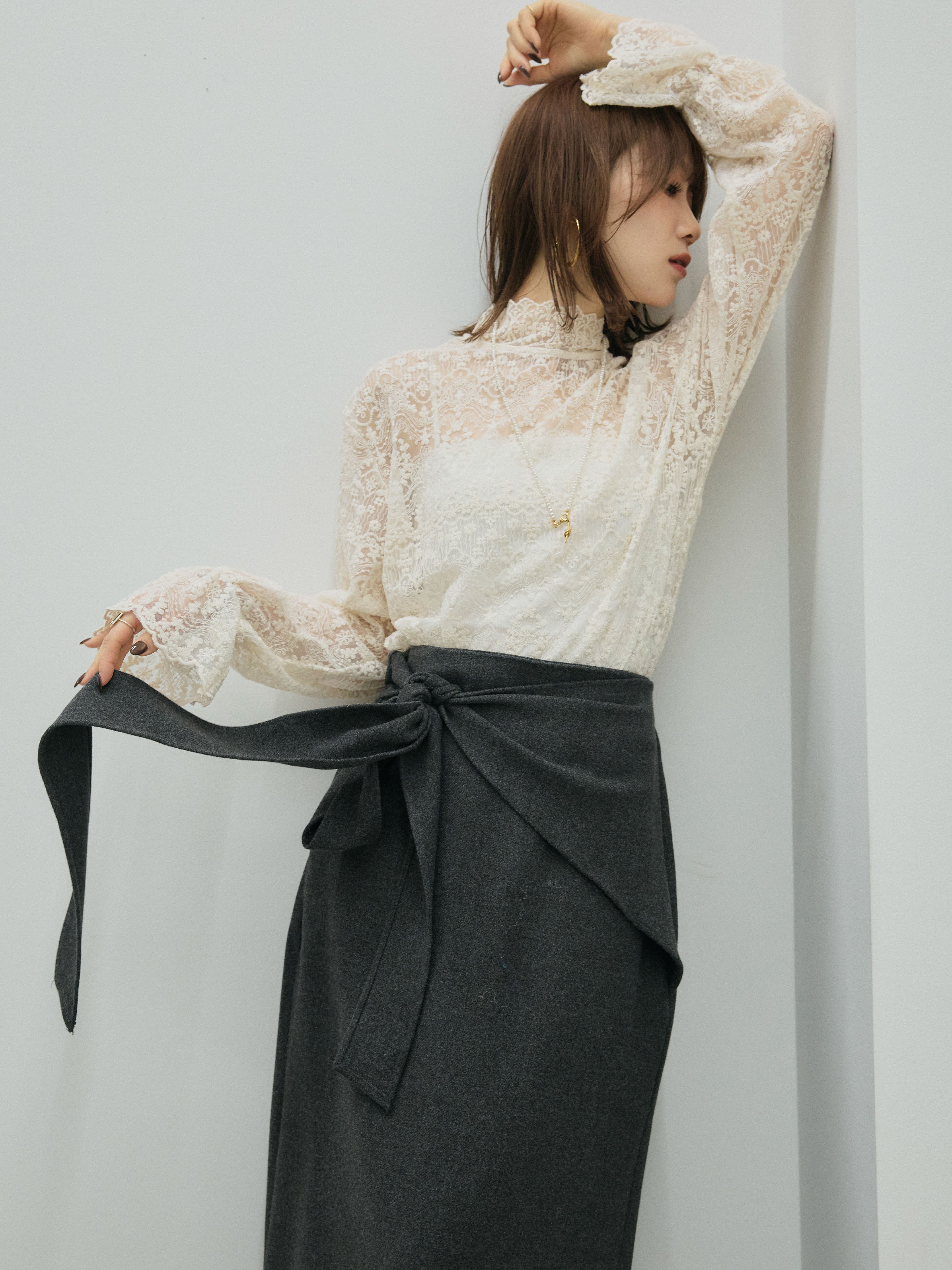 予約]ハイネックレーストップス/ivory – Lumier