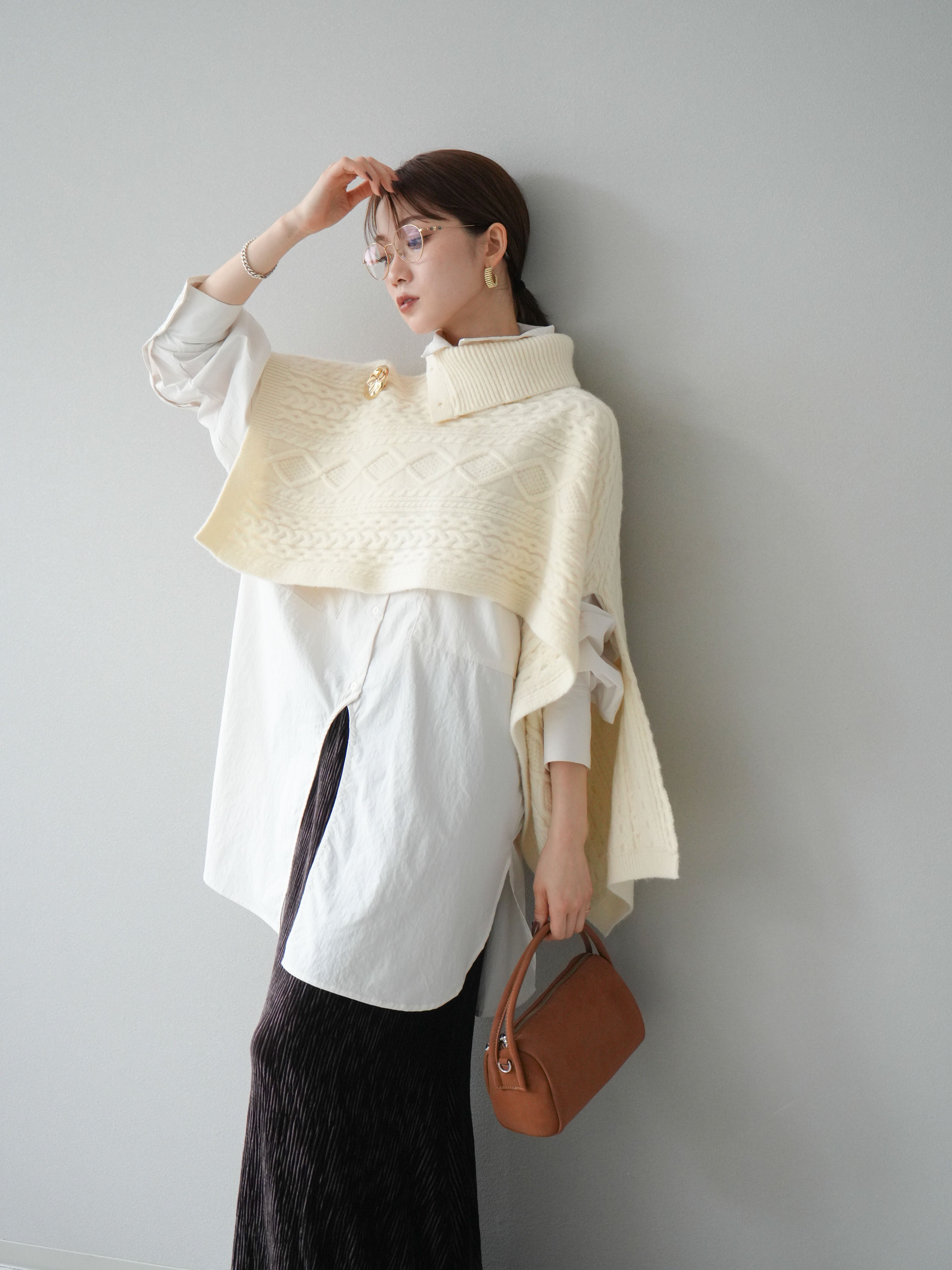 美品 APstudio カシミヤ混 ニットケープネック ウォーマー リブ編み 黒 美品 AP STUDIOカシミヤ混 ニットケープネック ウォーマー リブ編み 黒
