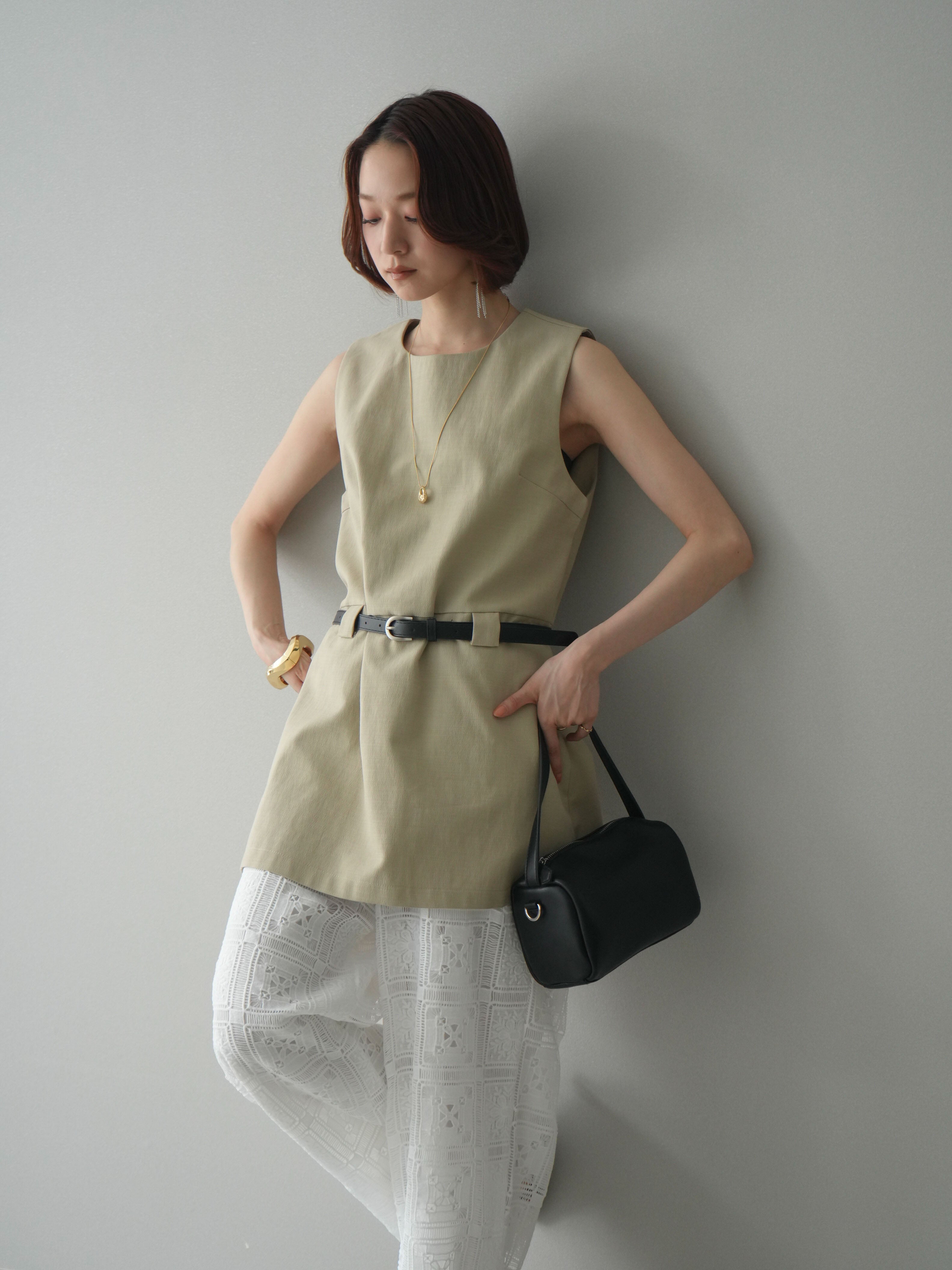 ヘルムートラング アシンメトリック ノースリーブチュニック 予約]ベルト付リネンライクノースリチュニック/beige – Lumier