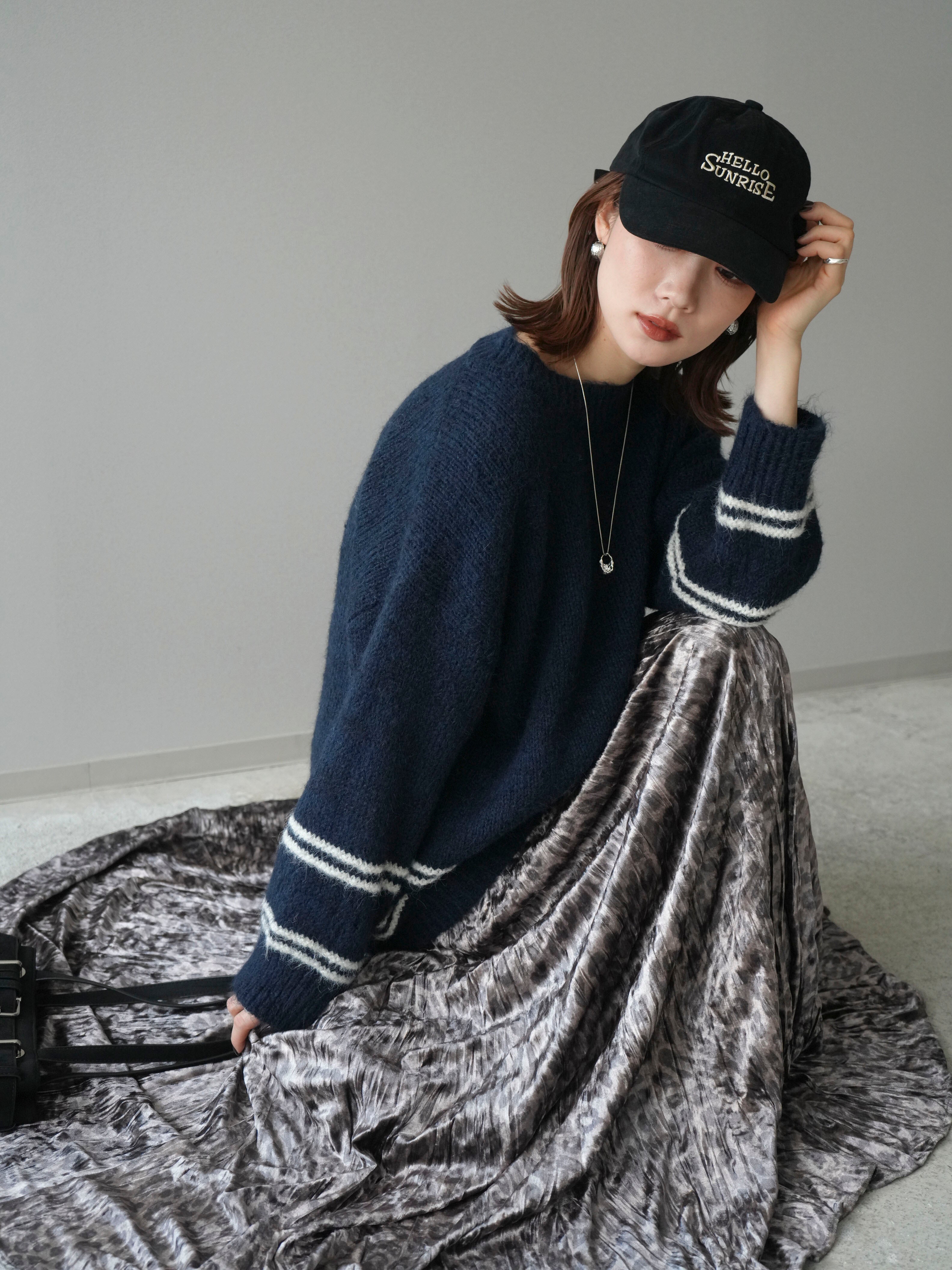 予約]クルーネックラインボーダーニットプルオーバー/navy – Lumier