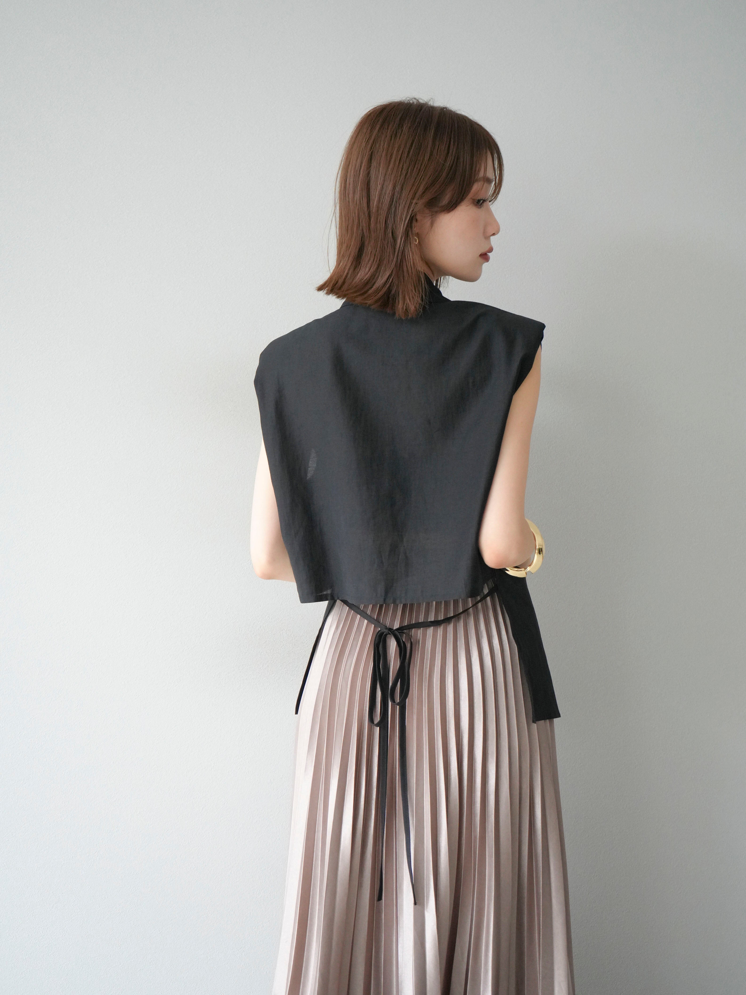 【美品】  wafu / ワフ | リネン バックジップ プルオーバーブラウス | ブラック | レディース wafu 】linen clothing の リネントップス の ご紹介 【 wafu 】 linen