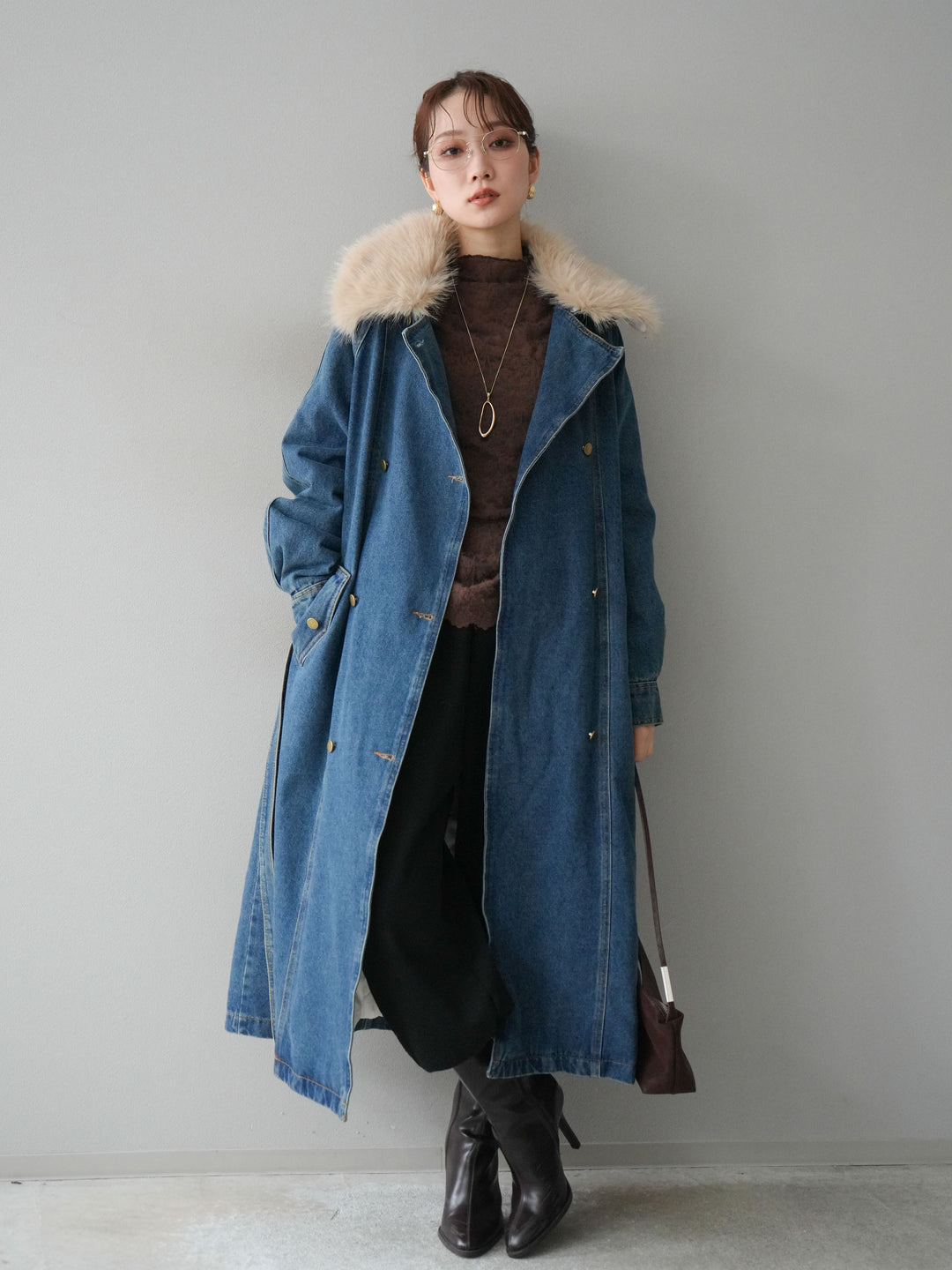 [予約]ファー襟デニムロングコート/blue