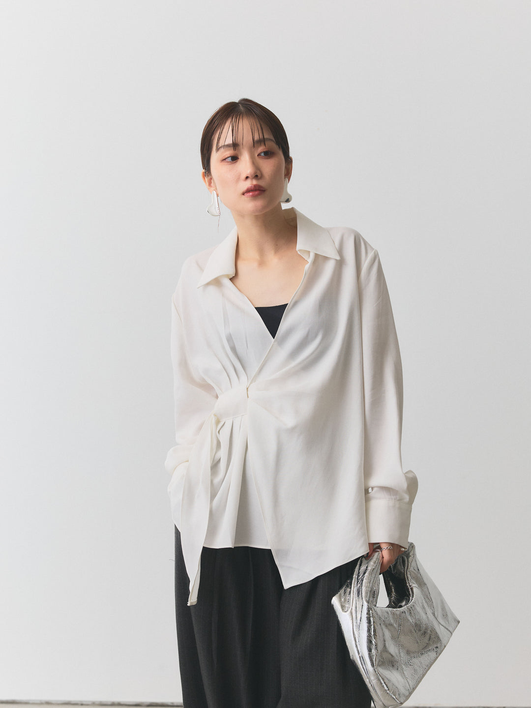 【Allure】[SET]ドレープデザインシャツ+ウールライクストライプワイドパンツ(2set)