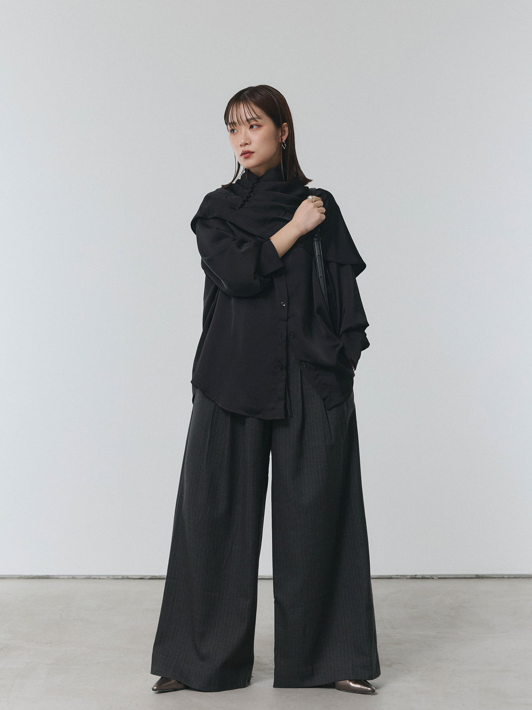 【Allure】[SET]ケープ付サテンシャツ+ケープ付サテンシャツ(2set)