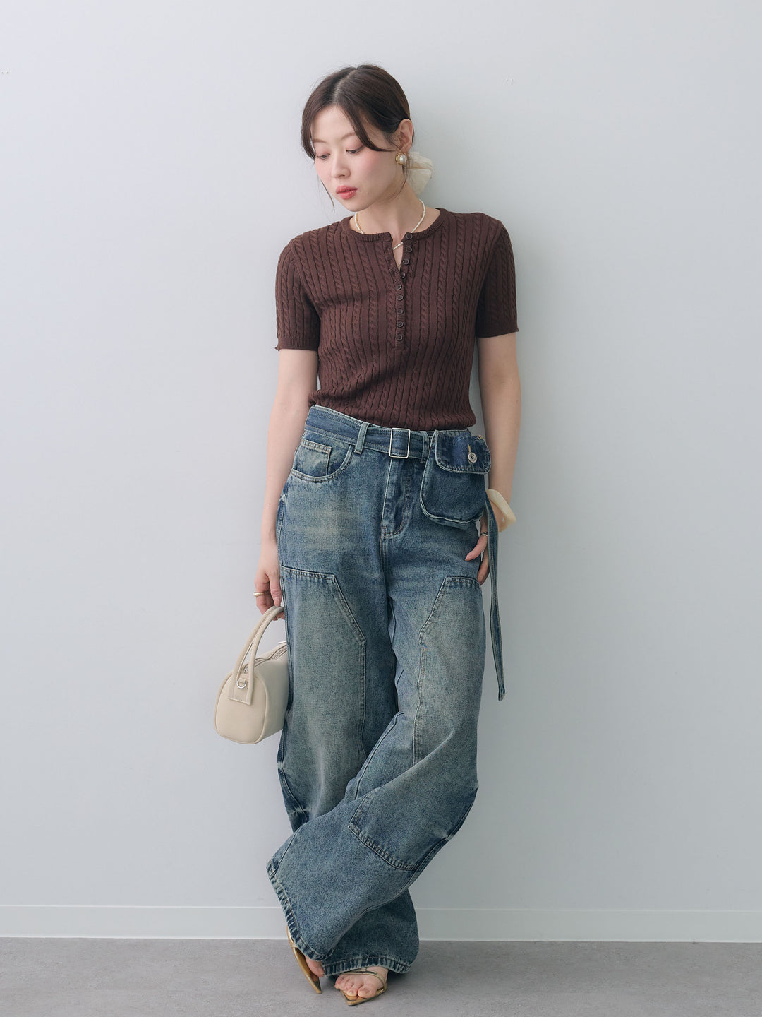 [予約]ヘンリーケーブルハーフニットトップス/brown