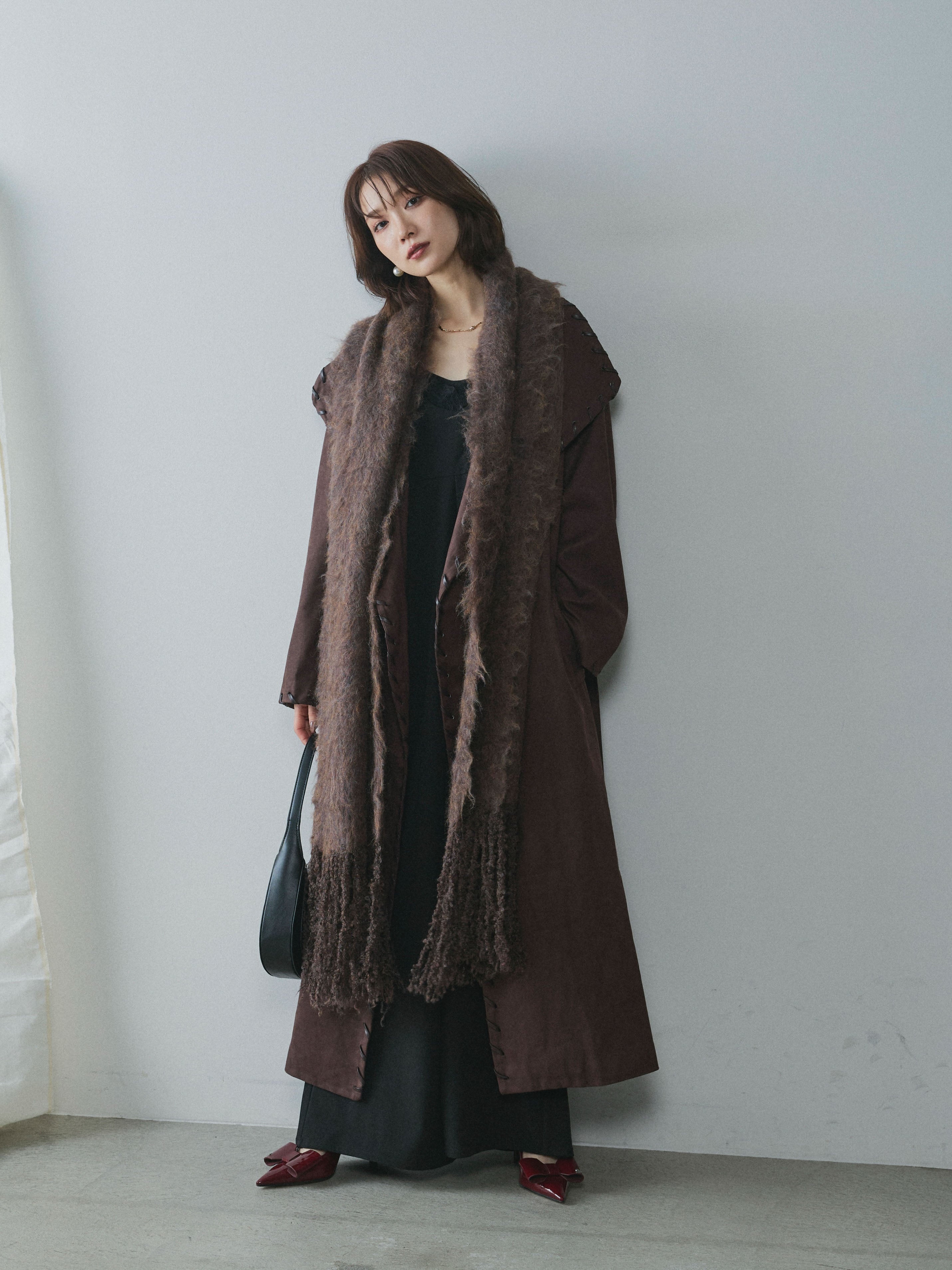 予約]スウェードハンドステッチロングコート/brown – Lumier