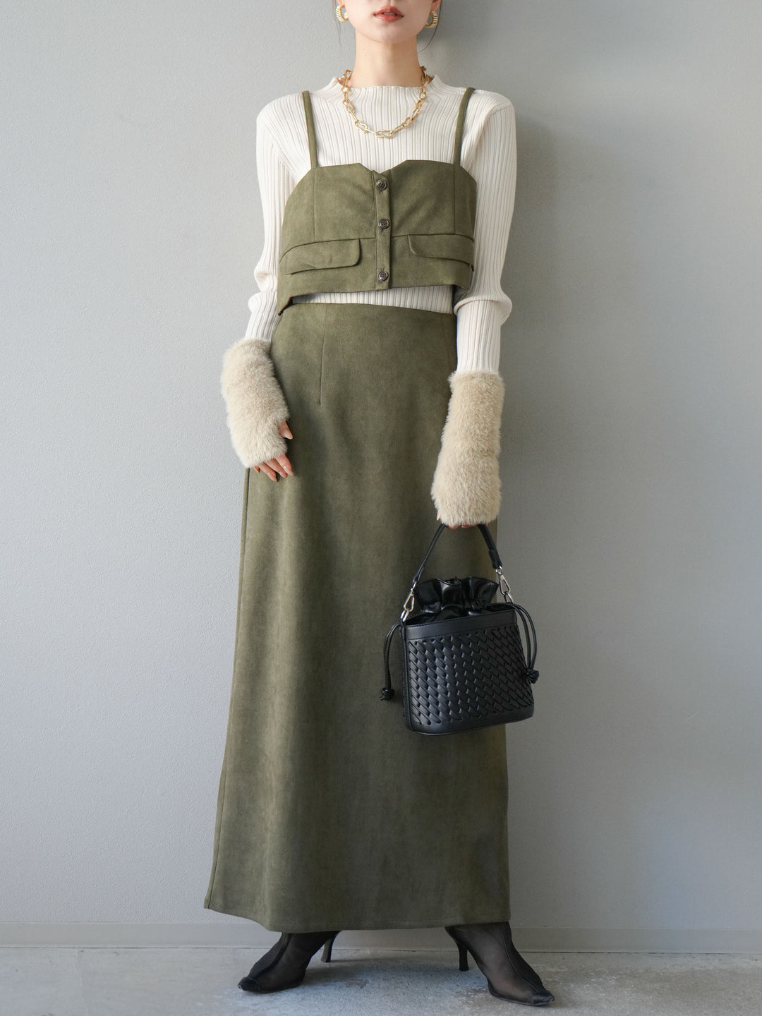 [SET]スウェードビスチェ+スウェードIラインスカート(2set)