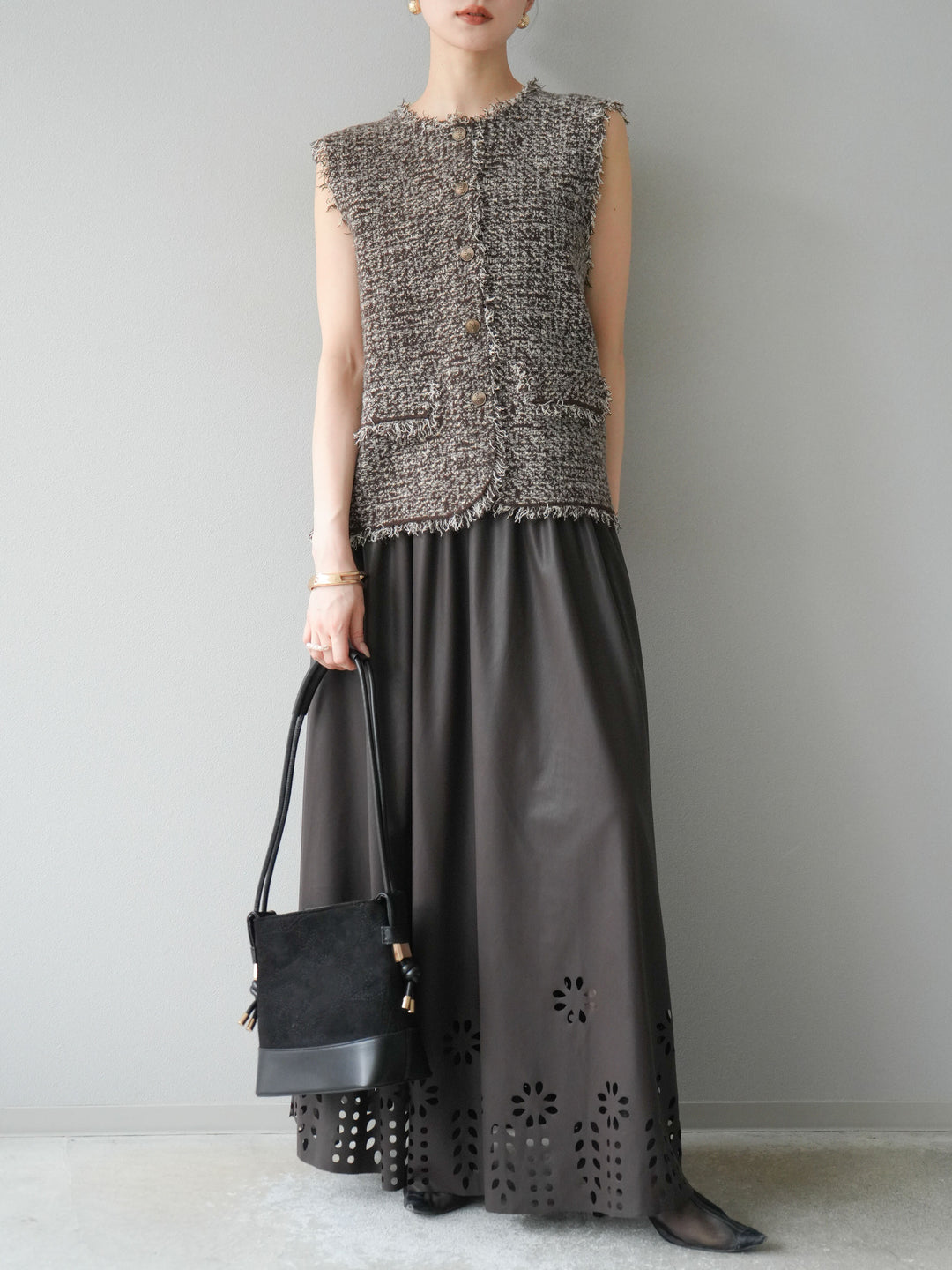 [予約]フラワーパンチングレザースカート/ブラウン