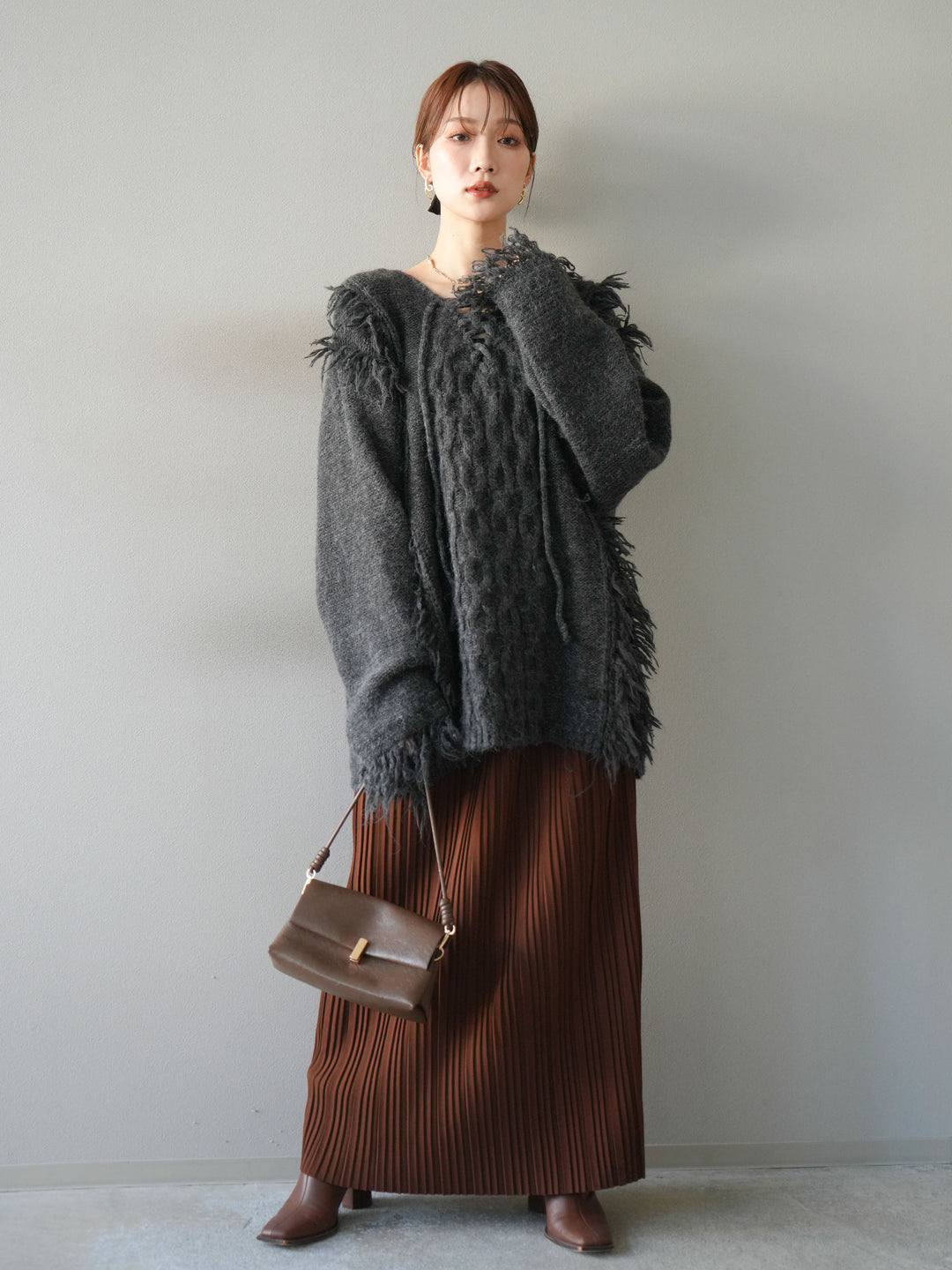 [予約]レースアップフリンジニットプルオーバー/gray