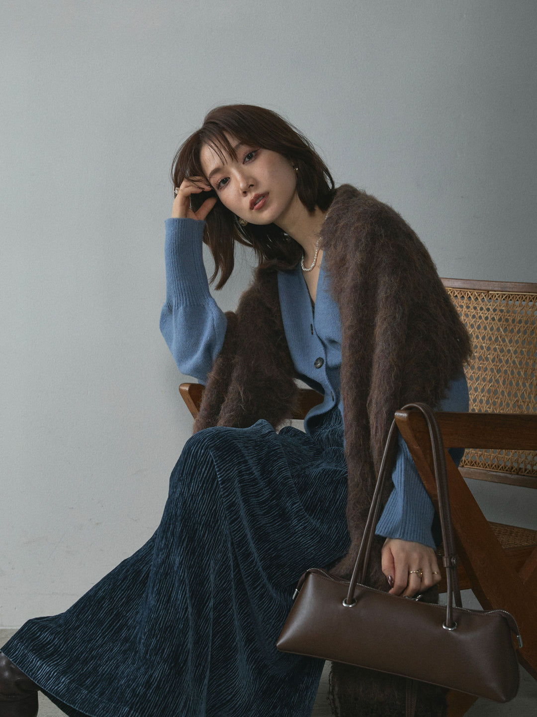 【Allure】[SET]アルパカタッチVネックカーディガン+アルパカタッチVネックカーディガン(2set)