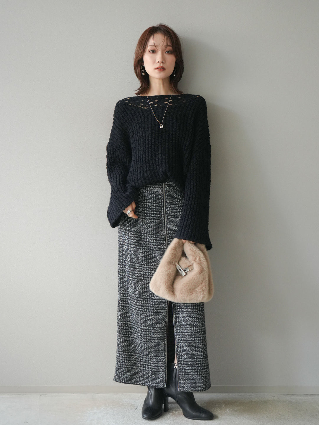 [予約]ボートネック透かし編みニットプルオーバー/navy