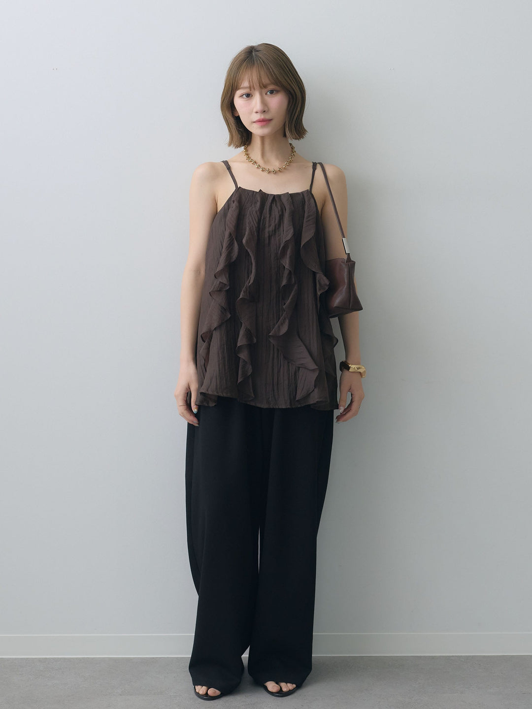 [SET]フロントラッフルシアーキャミソール+リラックスドレープスウェットパンツ(2set)
