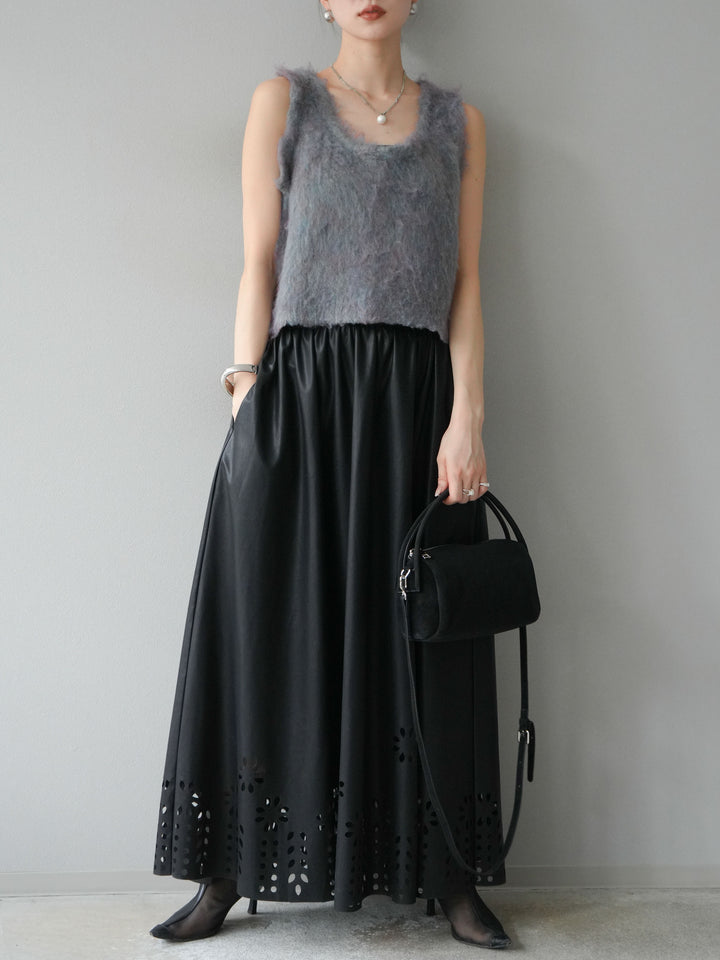 [予約]フラワーパンチングレザースカート/ブラック