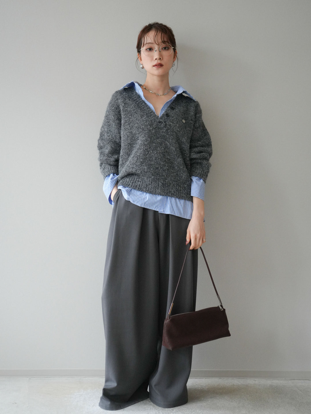 [予約]ストライプシャツドッキングMIXヤーンニットプルオーバー/charcoal