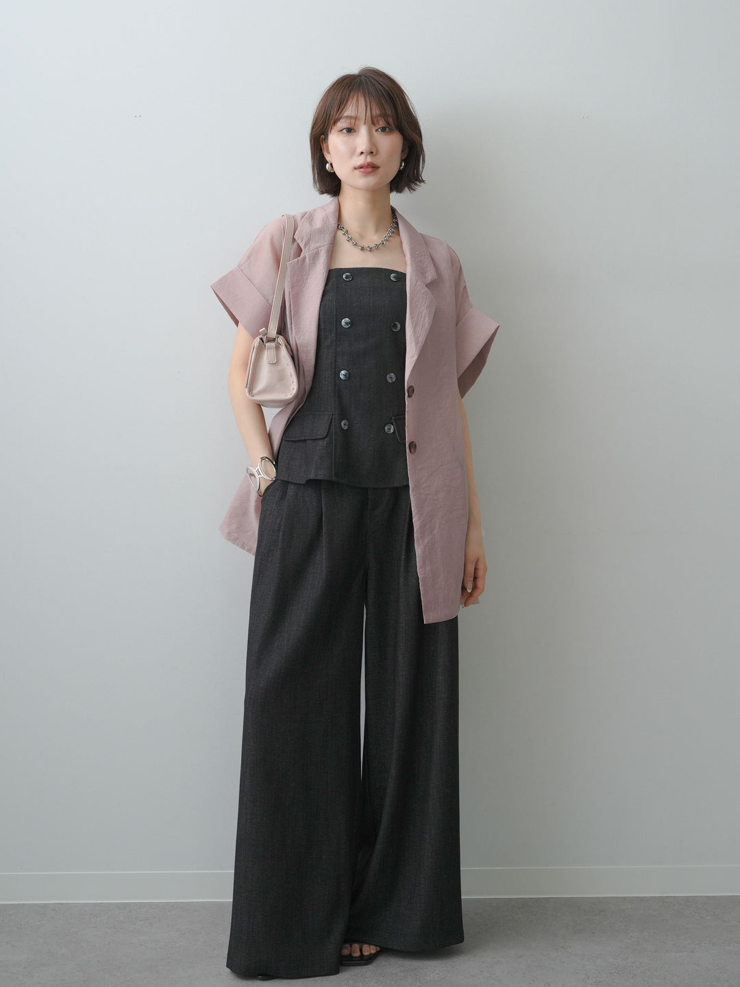 [SET]ダブルボタンビスチェトップス＆ドレープタックパンツSET UP(2SET)+シアーオーバー半袖ジャケット(2set)