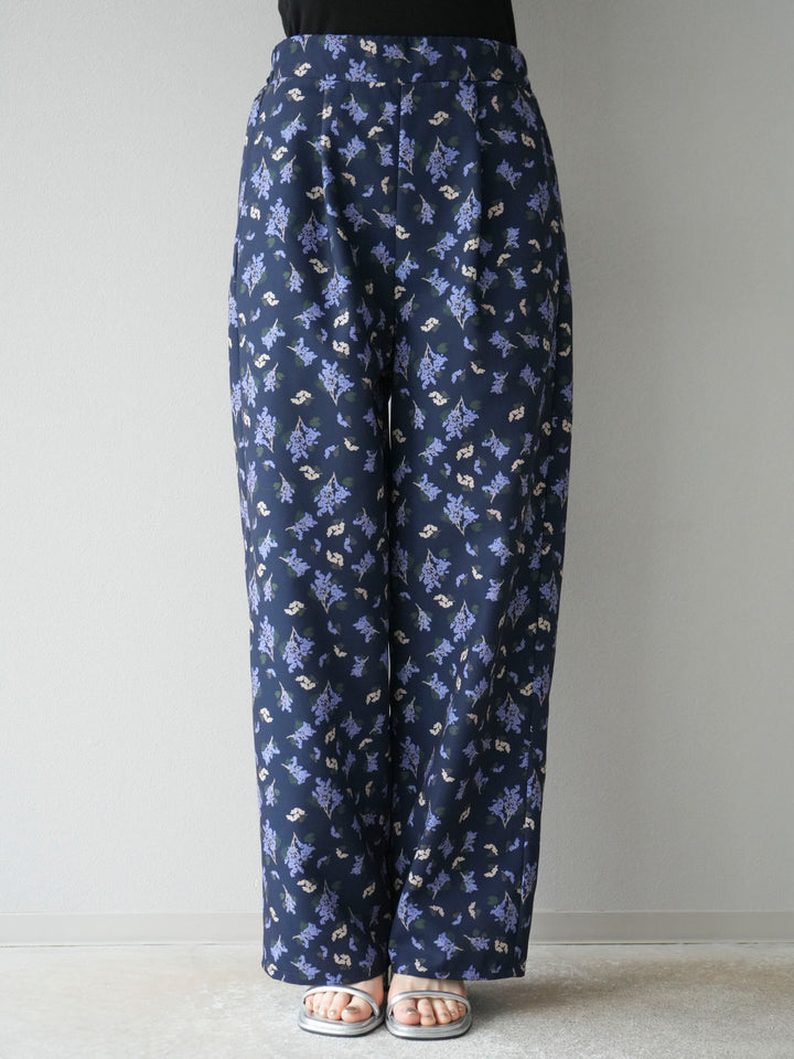 [予約]ブーケプリントタックパンツ/ネイビー