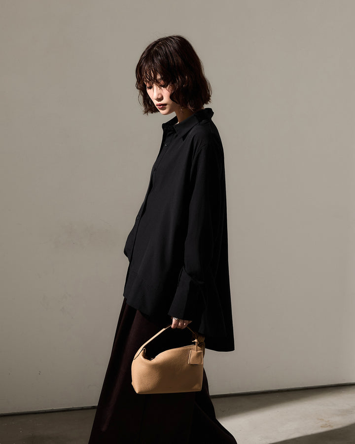 【預購】絲滑喬其紗圓領襯衫 / 黑色