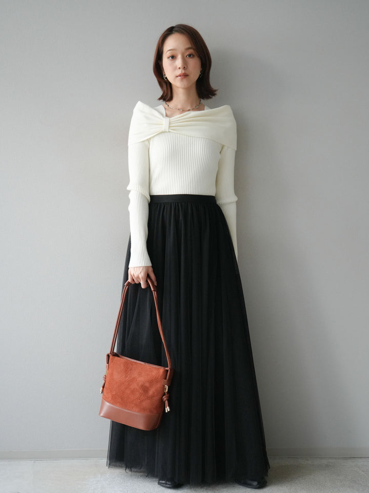 [予約]リボンモチーフオフショルリブニットトップス/white