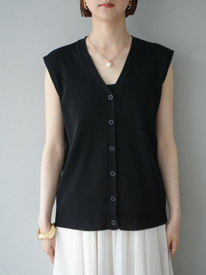 【預購】V領人造絲針織背心/黑色