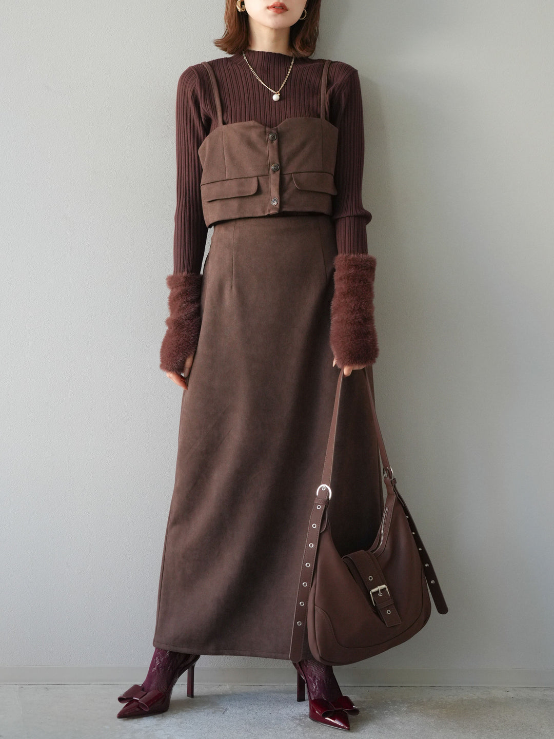 [SET]スウェードビスチェ+アームシャギーランダムリブニットトップス+スウェードIラインスカート(3set)