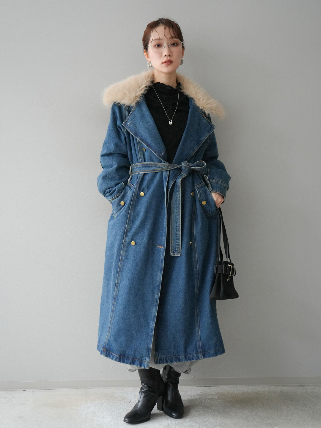 [予約]ファー襟デニムロングコート/blue