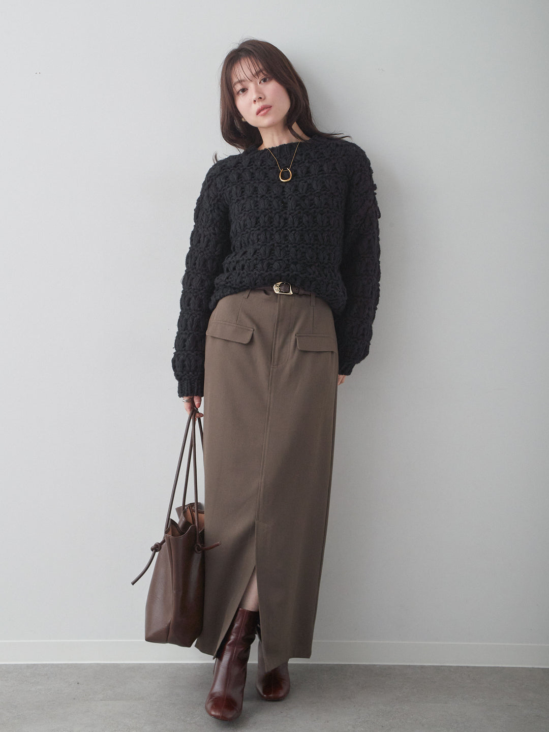 [SET]ループクロップニットトップス+クレープデシンフラップ付きストレートスカート(2set)