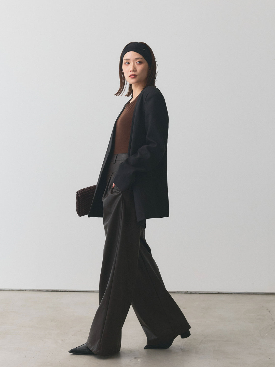 【Allure】[SET]モチーフ付Uネックシアーカットソー+モチーフ付Uネックシアーカットソー(2set)