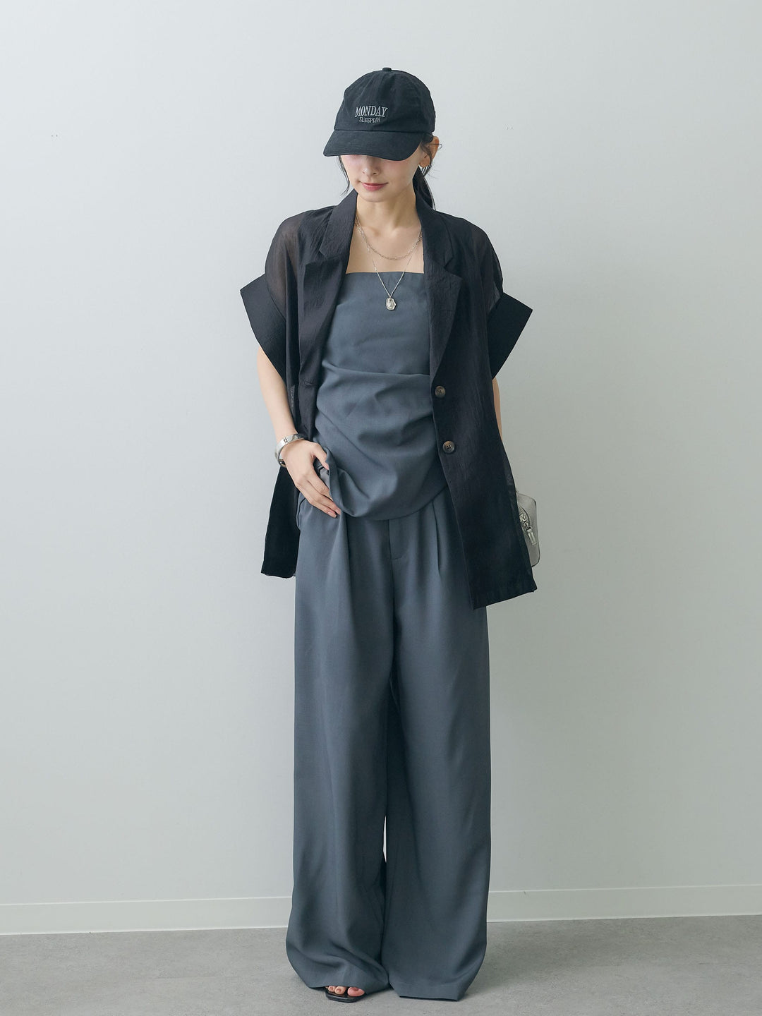 [SET]アシメサイドリボンベアトップス＆タックワイドストレートパンツSET UP(2SET)+シアーオーバー半袖ジャケット(2set)