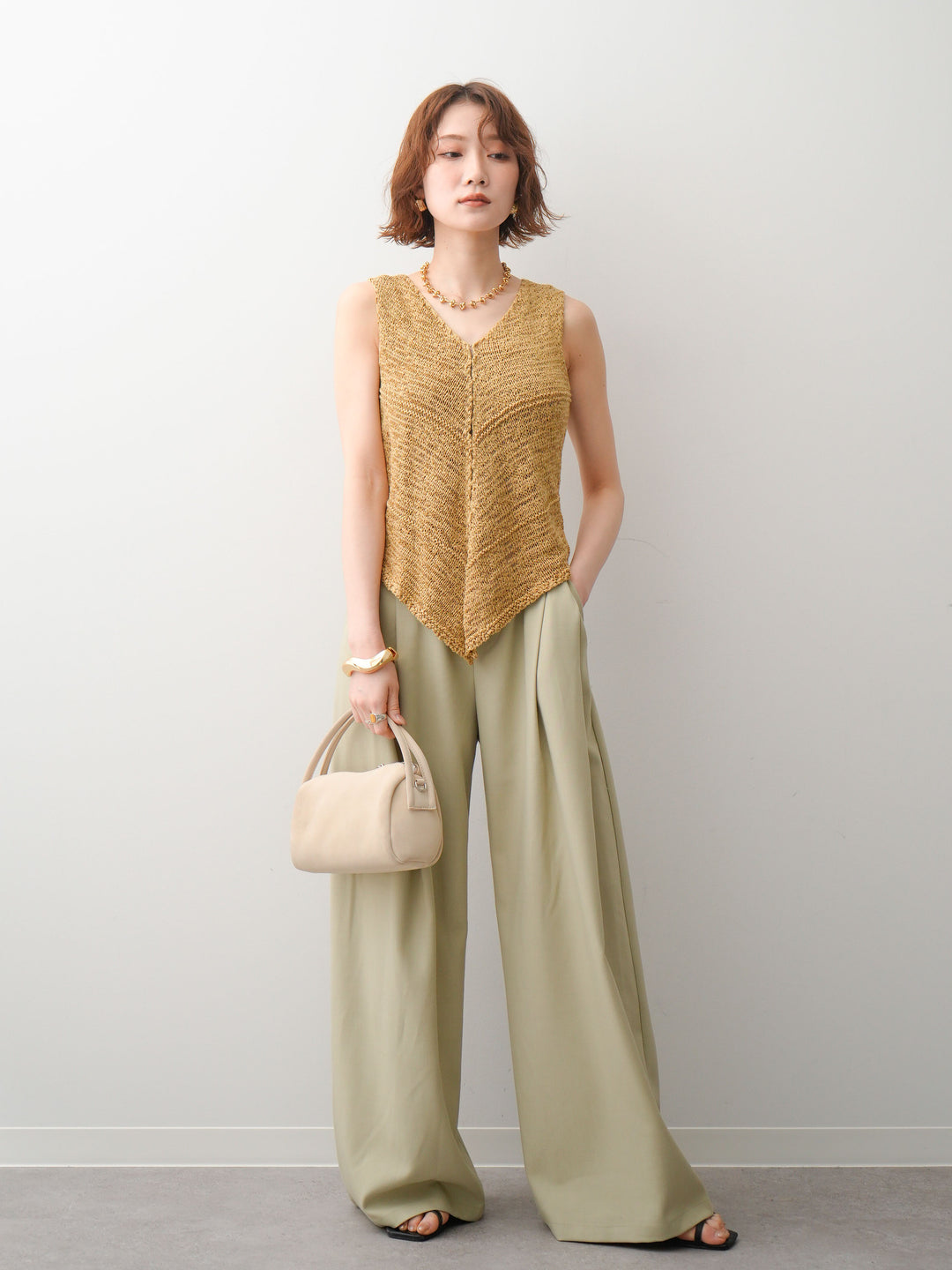 [SET]テープヤーンVネックニットトップス+アシンメトリーベルトタックワイドパンツ(2set)