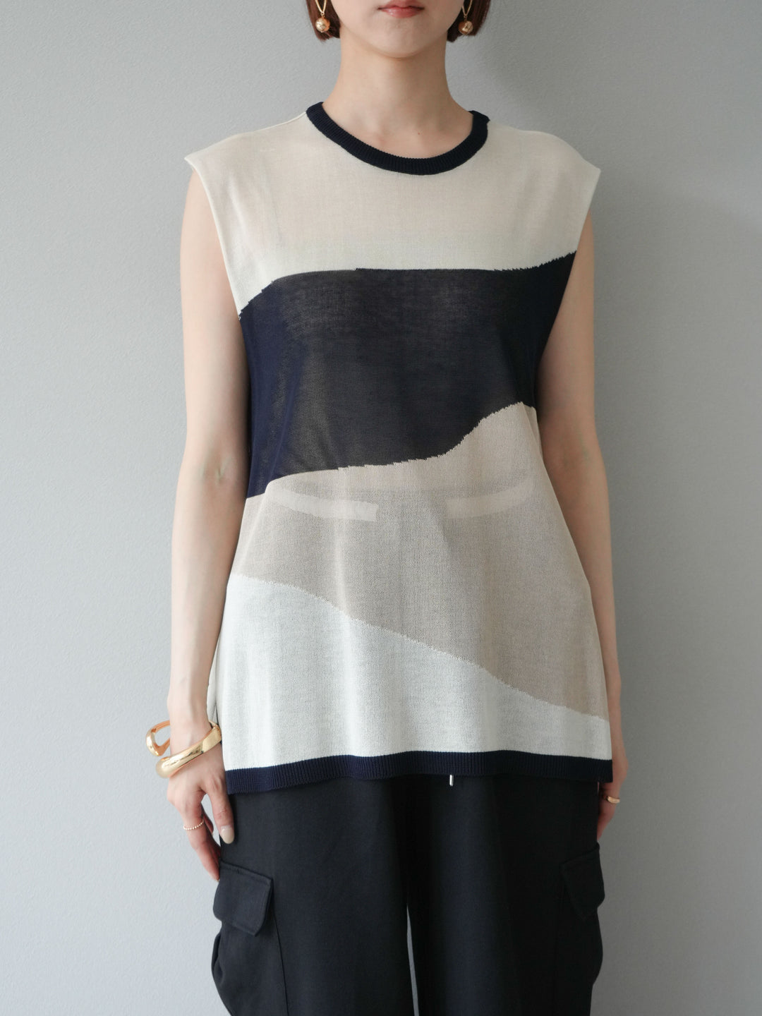 [予約]バイカラーノースリシアーニットプルオーバー/アイボリー