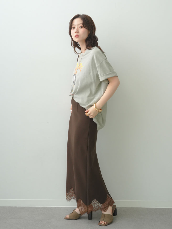 [SET]ヴィンテージライクプリントオーバーTEE+レースヘムストレッチIラインスカート(2set)