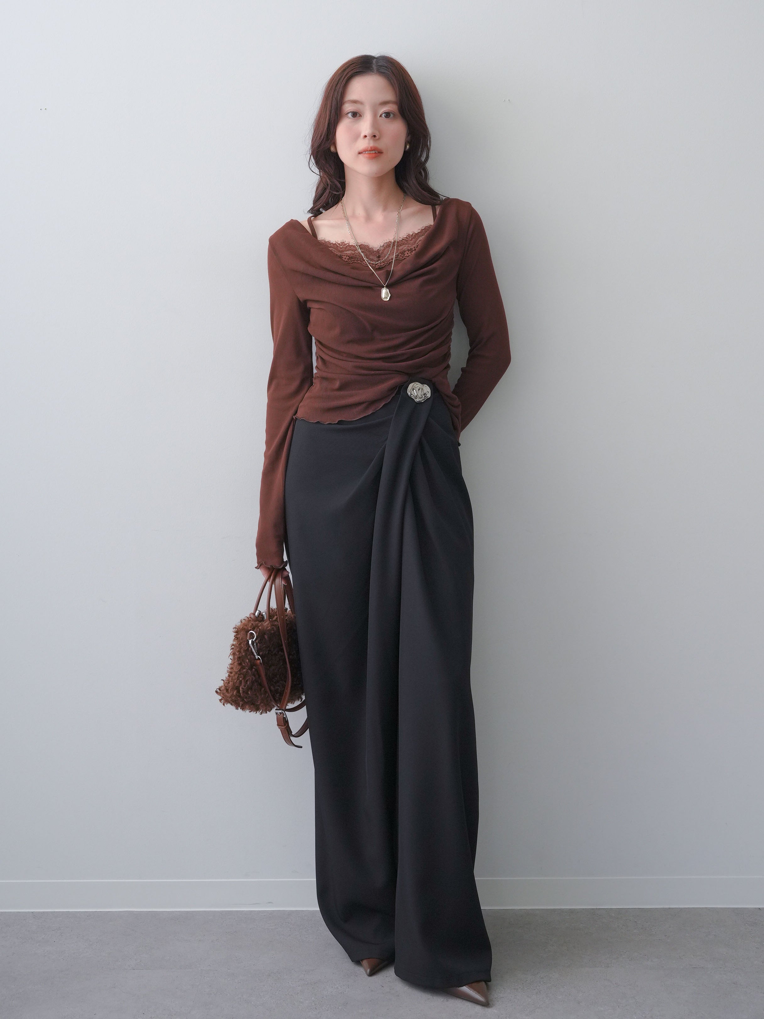 予約]レースレイヤードデザインドレープシアートップス/brown – Lumier