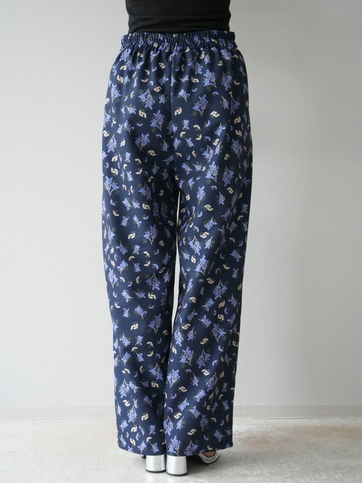 [予約]ブーケプリントタックパンツ/ネイビー