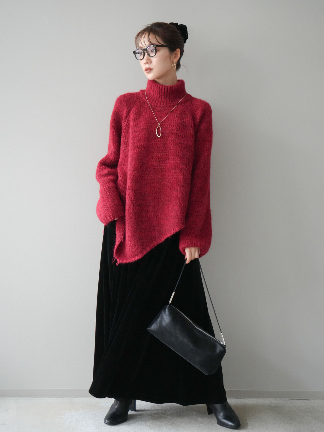 [予約]アシンメトリーハイネックニットプルオーバー/red