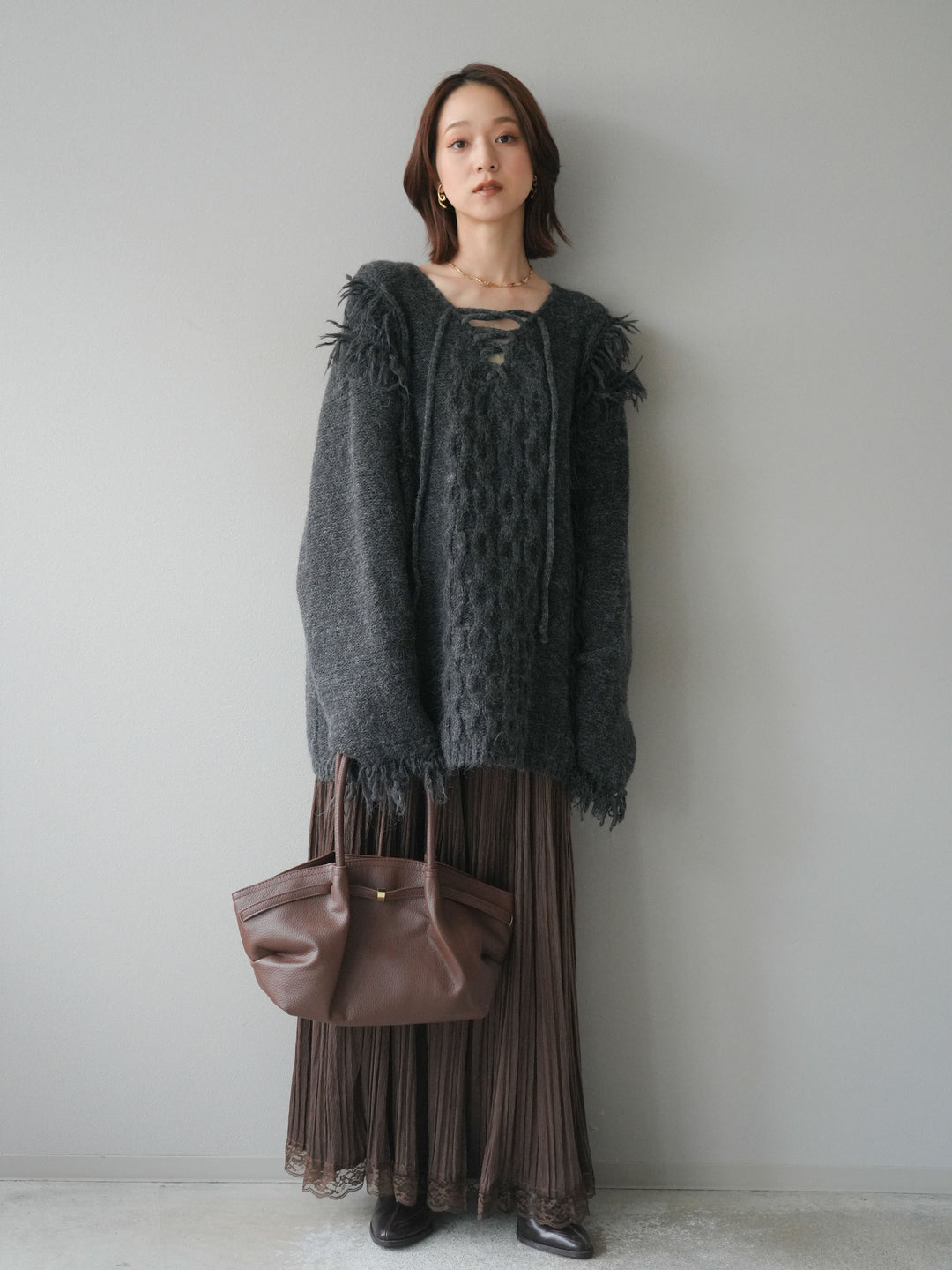 [予約]レースアップフリンジニットプルオーバー/gray