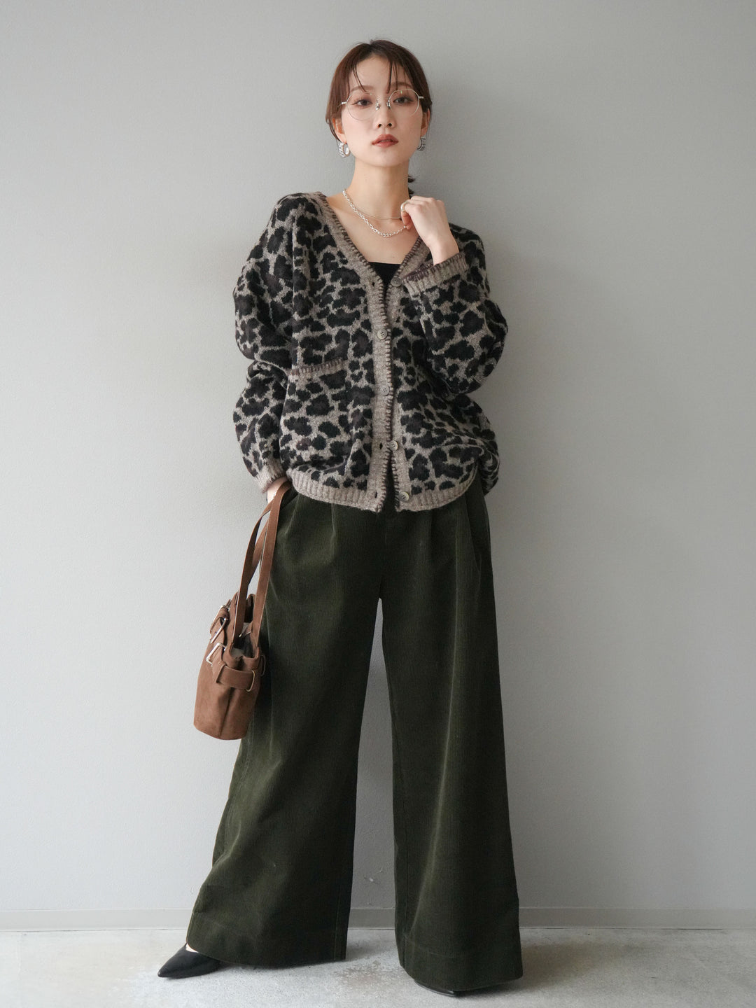 [予約]ベルト付コーデュロイワイドパンツ/green