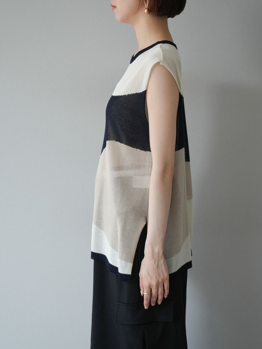 [予約]バイカラーノースリシアーニットプルオーバー/アイボリー