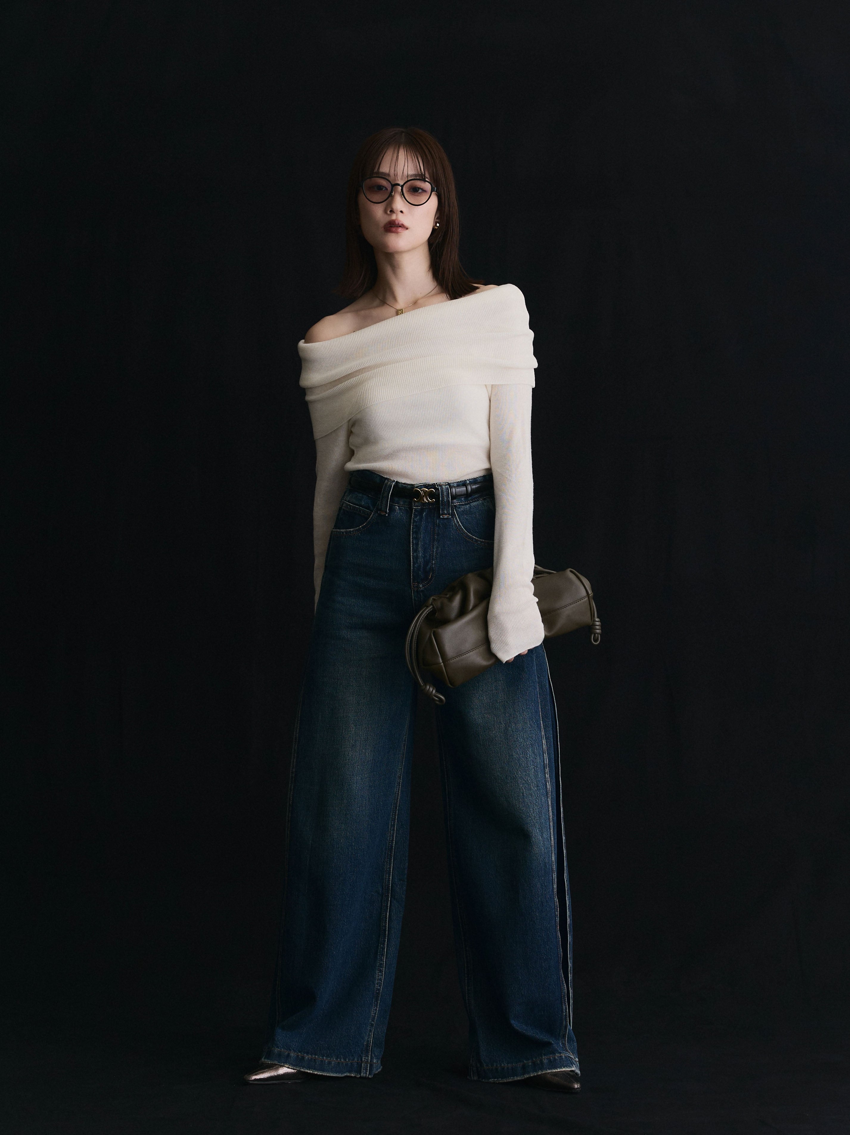 予約]オフショルニットトップス/アイボリー – Lumier