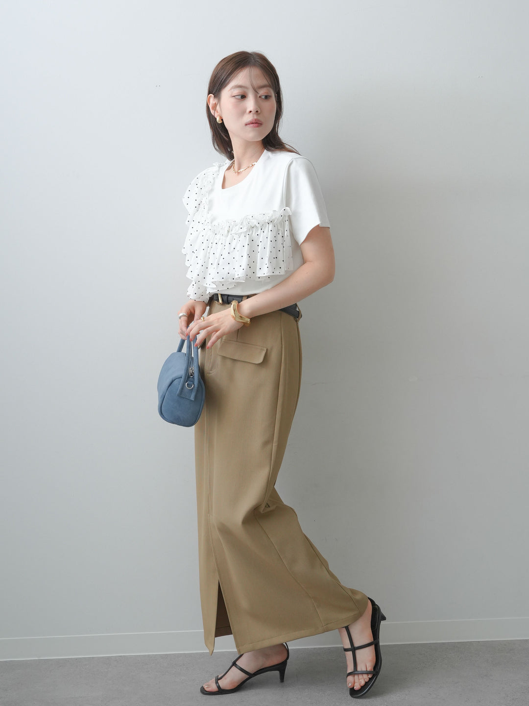 [SET]ドットギャザーフリルデザインTEE+クレープデシンフラップ付きストレートスカート(2set)