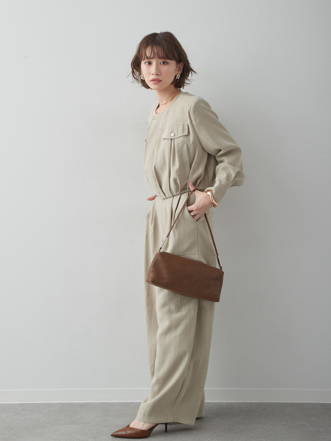 [SET]クロップドノーカラージャケット＆ドレープカーゴパンツSET UP(2SET)+カップ付テレコリブベアキャミソール(2set)