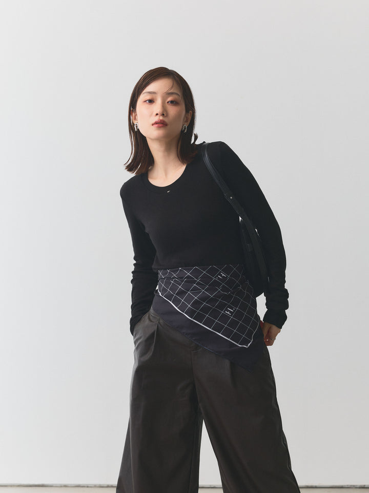 【Allure】[SET]モチーフ付Uネックシアーカットソー+モチーフ付Uネックシアーカットソー(2set)