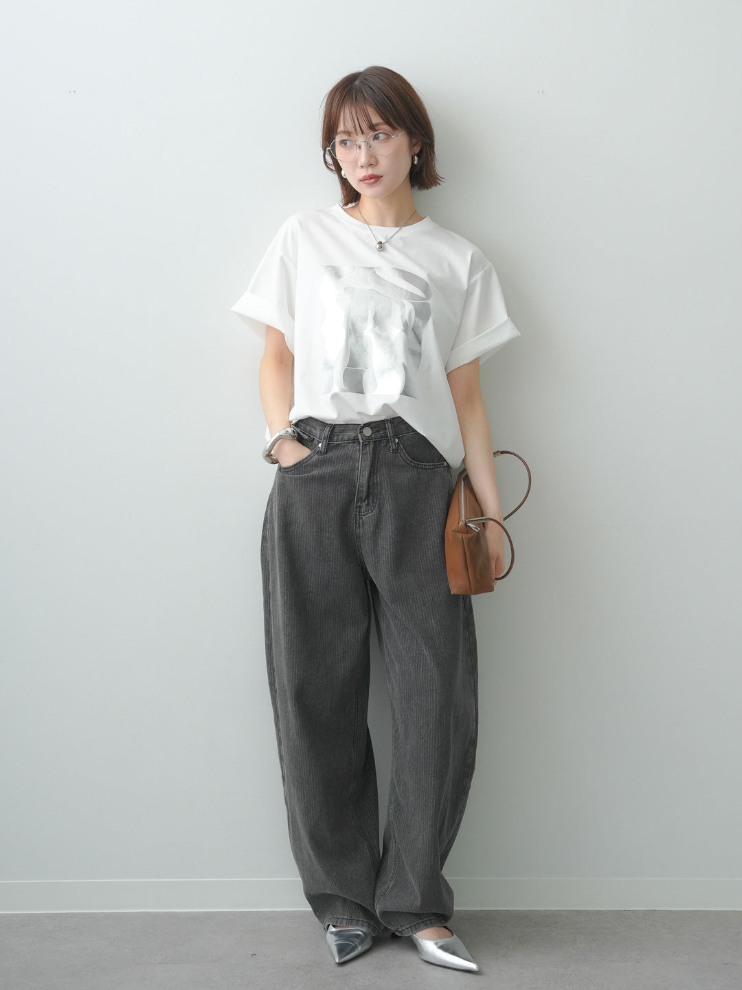 [SET]クールタッチアートロゴオーバーTEE+ニュアンスウォッシュカーブデニム(2set)
