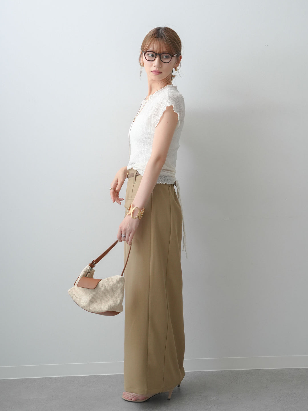 [SET]シャーリングシアーバックオープンフレンチトップス+クレープデシンフラップ付きストレートスカート(2set)