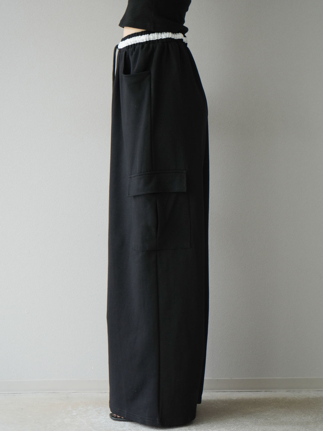 【預購】腰部側袋運動褲/黑色