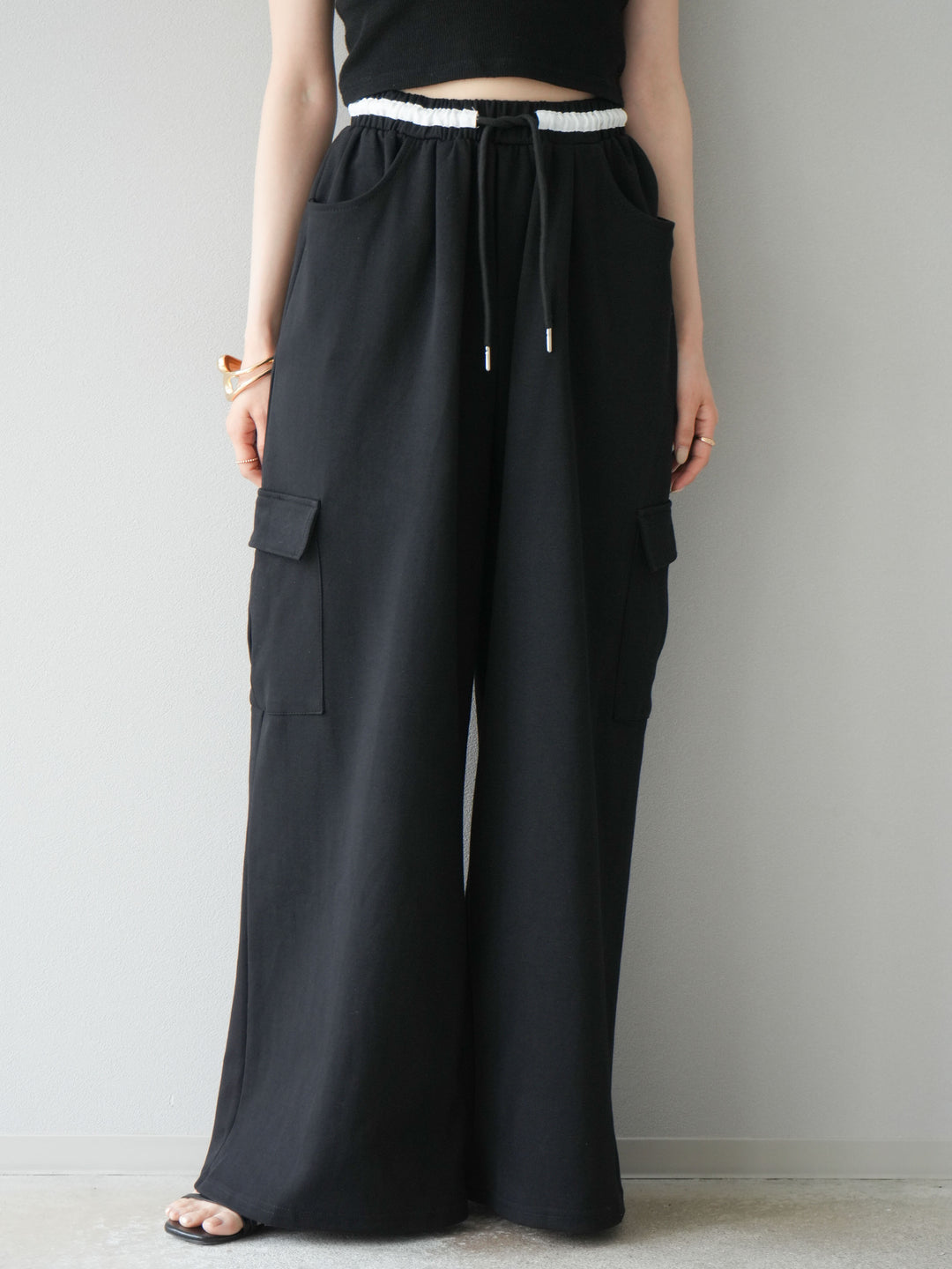 【預購】腰部側袋運動褲/黑色