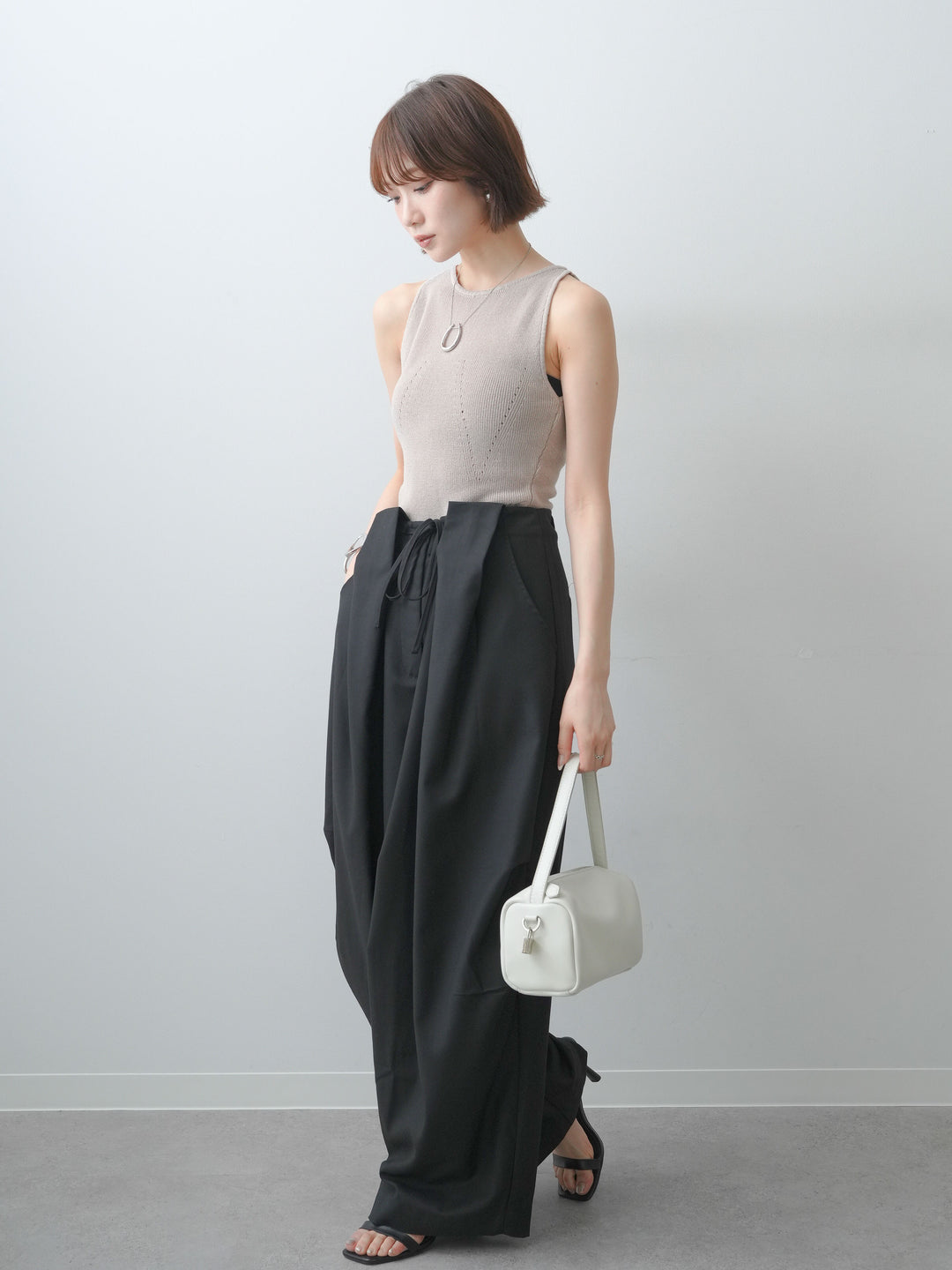 [SET]バックスリットニットタンクトップ+ベルトループカーブタックワイドパンツ(2set)