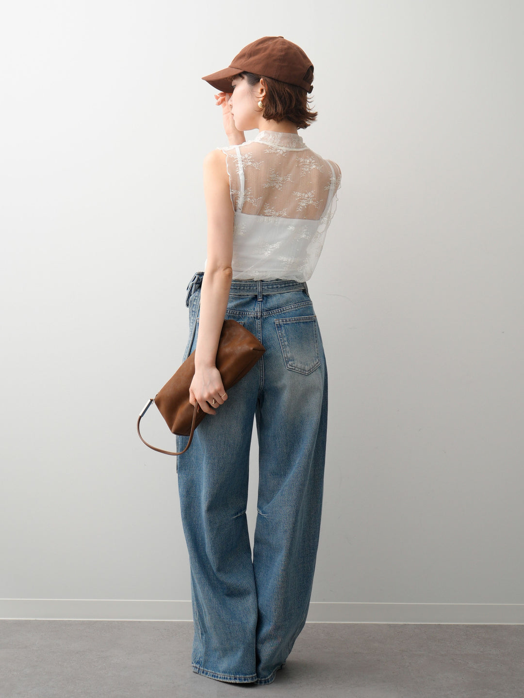 [SET]シースルーストレッチレースノースリトップス+デニムポーチ付ニータックワイドデニムパンツ(2set)