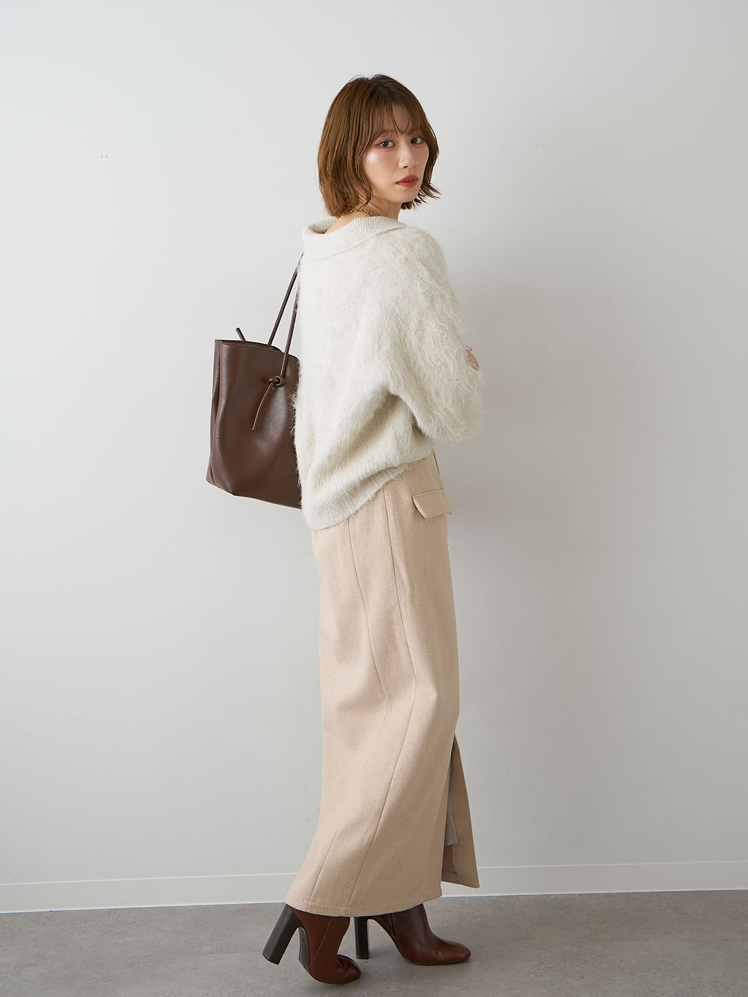 [SET]ヘンリーシャギーニットトップス+メルトンフラップ付ストレートスカート(2set)