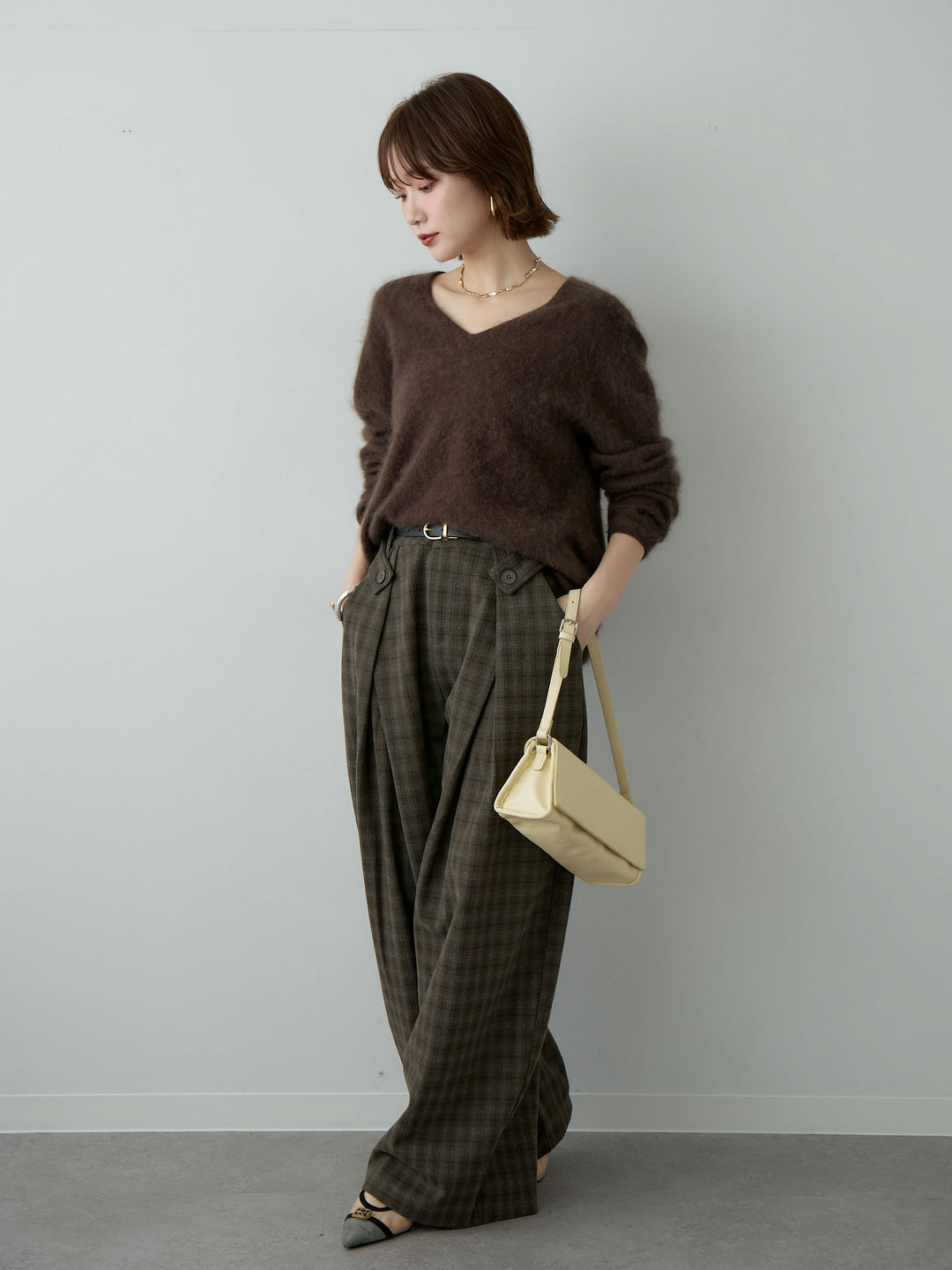 [SET]カシミア混フェザータッチVネックニットトップス+チェックサイドベルトデザインタックパンツ(2set)