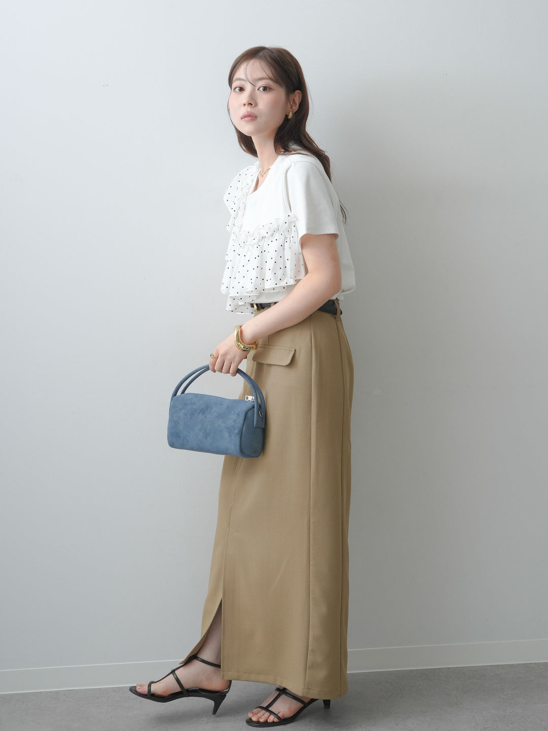 [SET]ドットギャザーフリルデザインTEE+クレープデシンフラップ付きストレートスカート(2set)